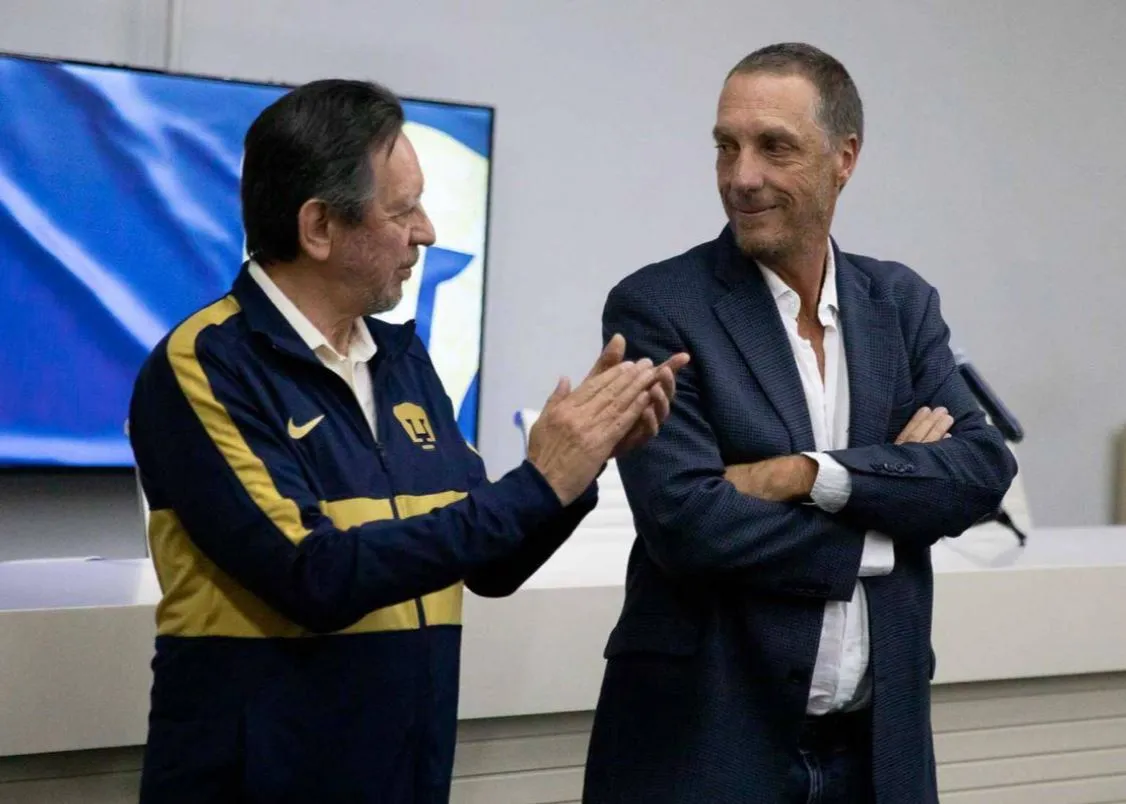 PUMAS.MX Presentación de Leopoldo Silva