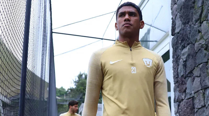 IMAGO7 Angulo, en las instalaciones universitarias