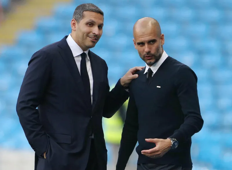 Pep Guardiola y Khaldoon Al Mubarak