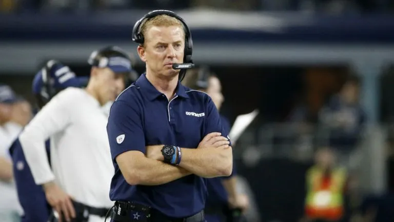 AP Jason Garrett en un partido entre Cowboys y Buffalo