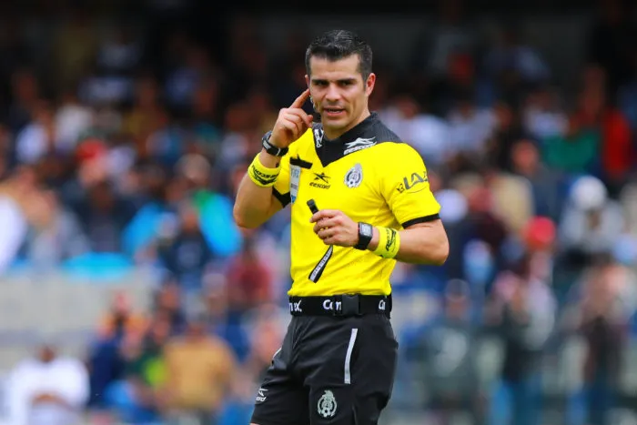 Fernando Hernández, durante un partido