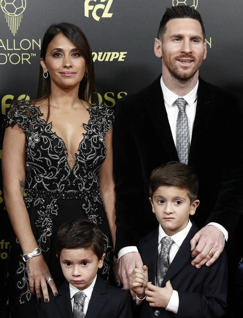 EFE Lionel Messi y su familia en la gala del Balón de Oro