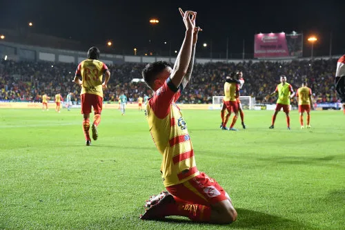 MEXSPORT El Quick Mendoza festeja un gol en el Estadio Morelos