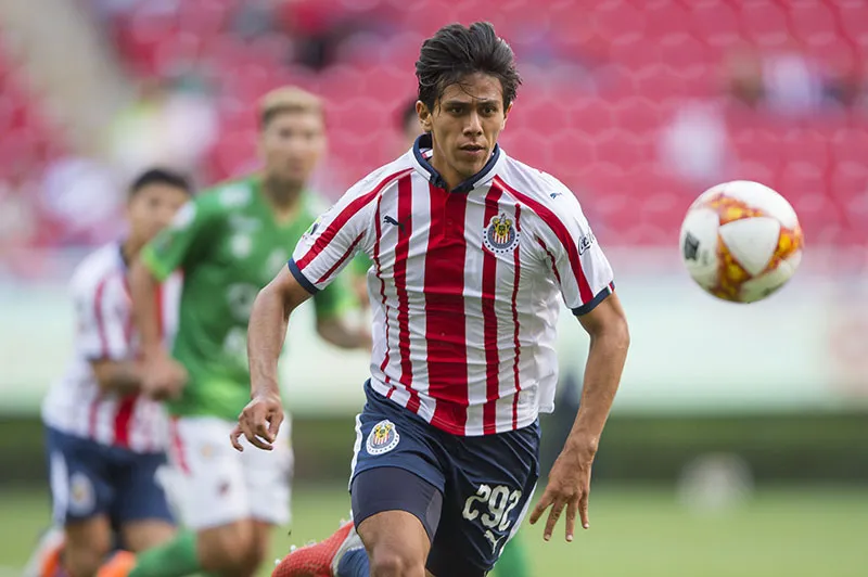 MEXSPORT José Juan Macías, durante un duelo con Chivas