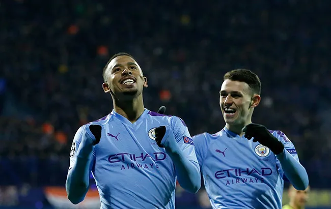 AP Gabriel Jesús festeja un gol del City