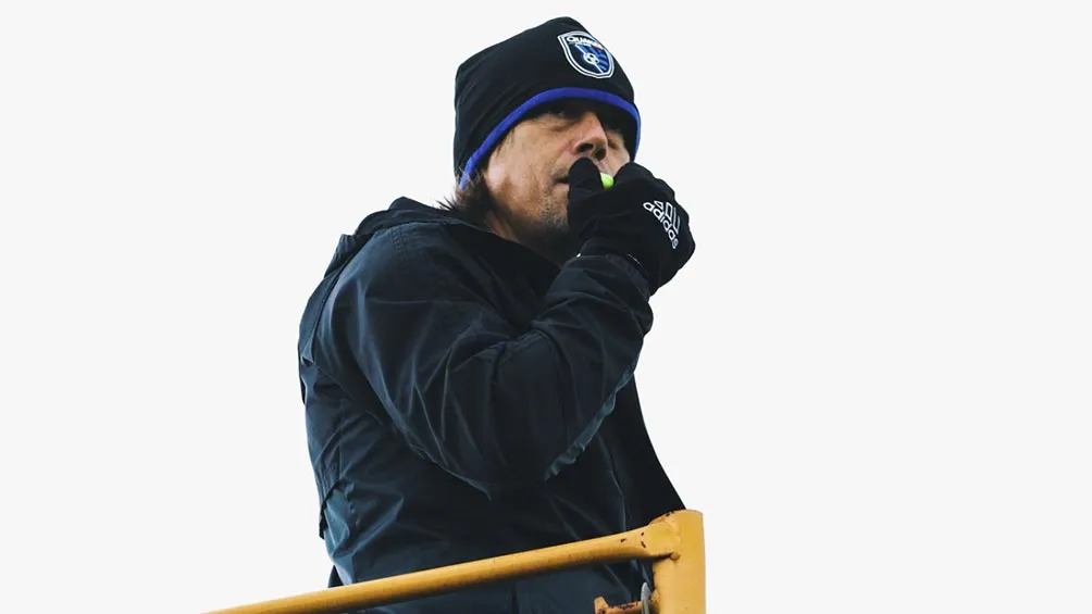 Matías Almeyda dirige un entrenamiento de San Jose