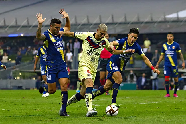 Guido, en la Semifinal de Vuelta contra Morelia