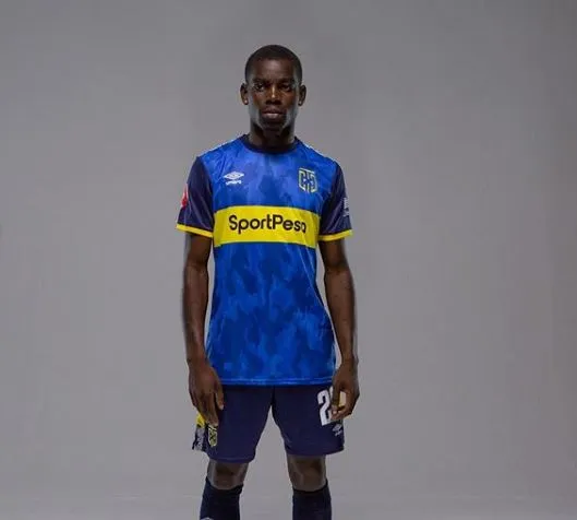 INSTAGRAM berniov28 Bernio Verhagen como jugador del Viborg FF de Dinamarca