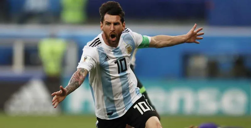 La Pulga celebra una anotación con Argentina