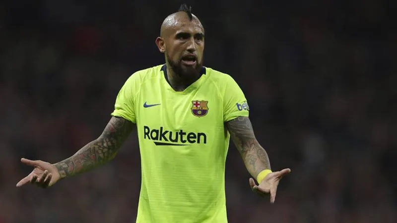 AP Vidal durante un compromiso de Champions League con Barcelona