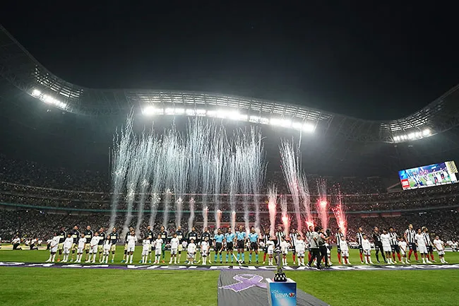 IMAGO7 Pirotecnia en el protocolo de la Liga MX