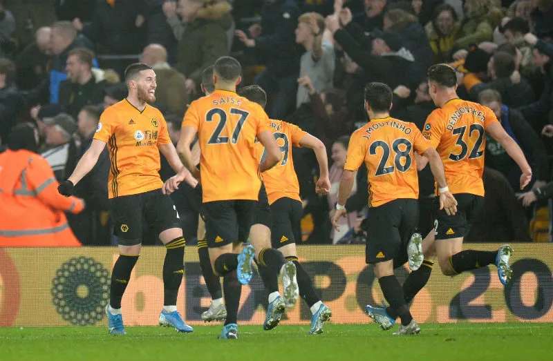 Wolves en remontada ante Manchester City