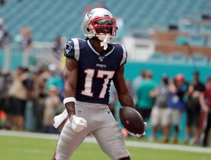 Antonio Brown en partido con los Pats