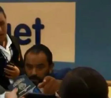 El gerente al momento de ser grabado