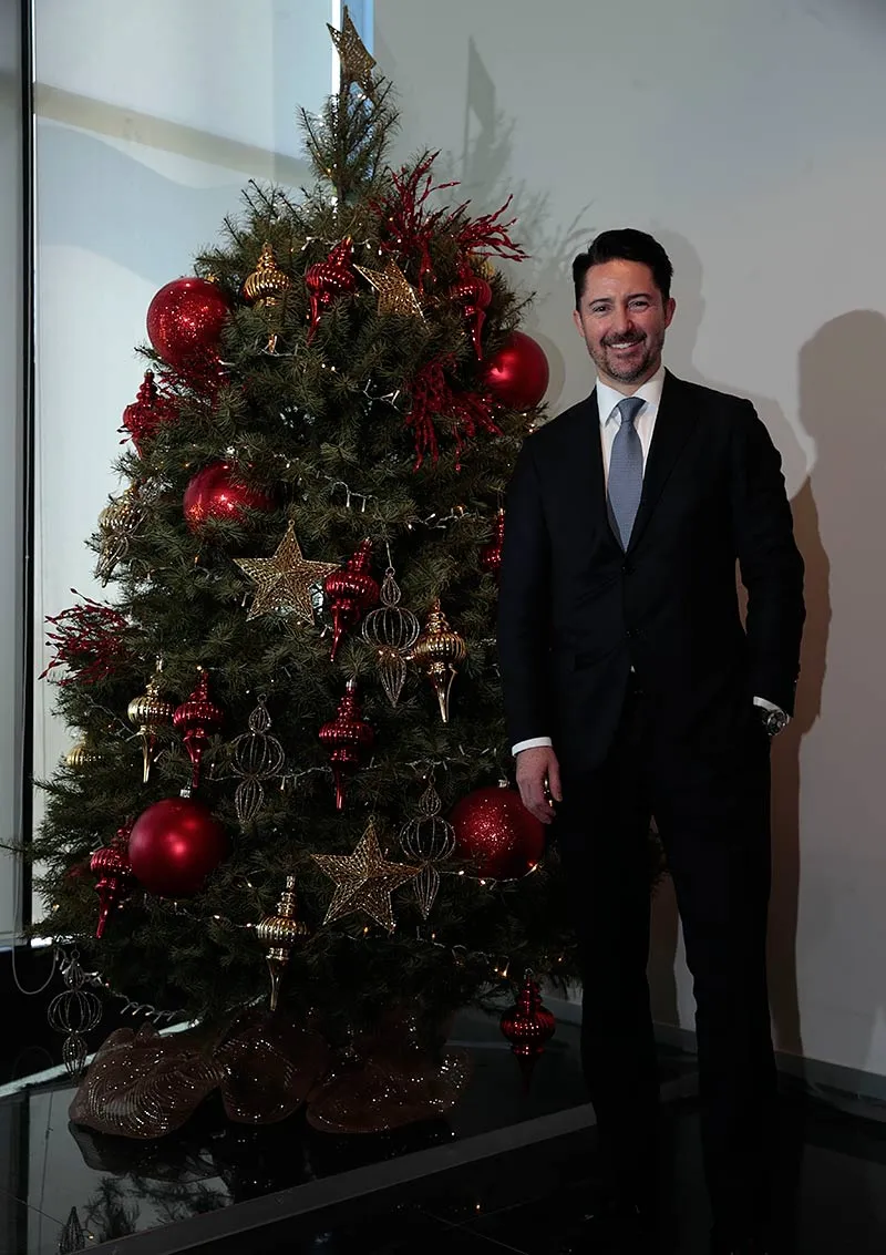 El presidente, en el árbol de navidad de la FMF