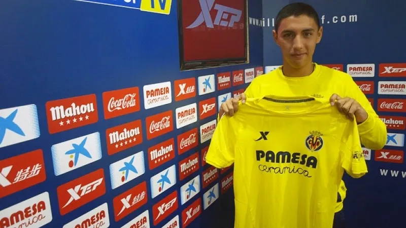 TWITTER @VillarrealCF Leonardo Suárez, en su presentación con el Villarreal