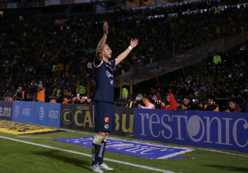 Guido Rodríguez en partido con América