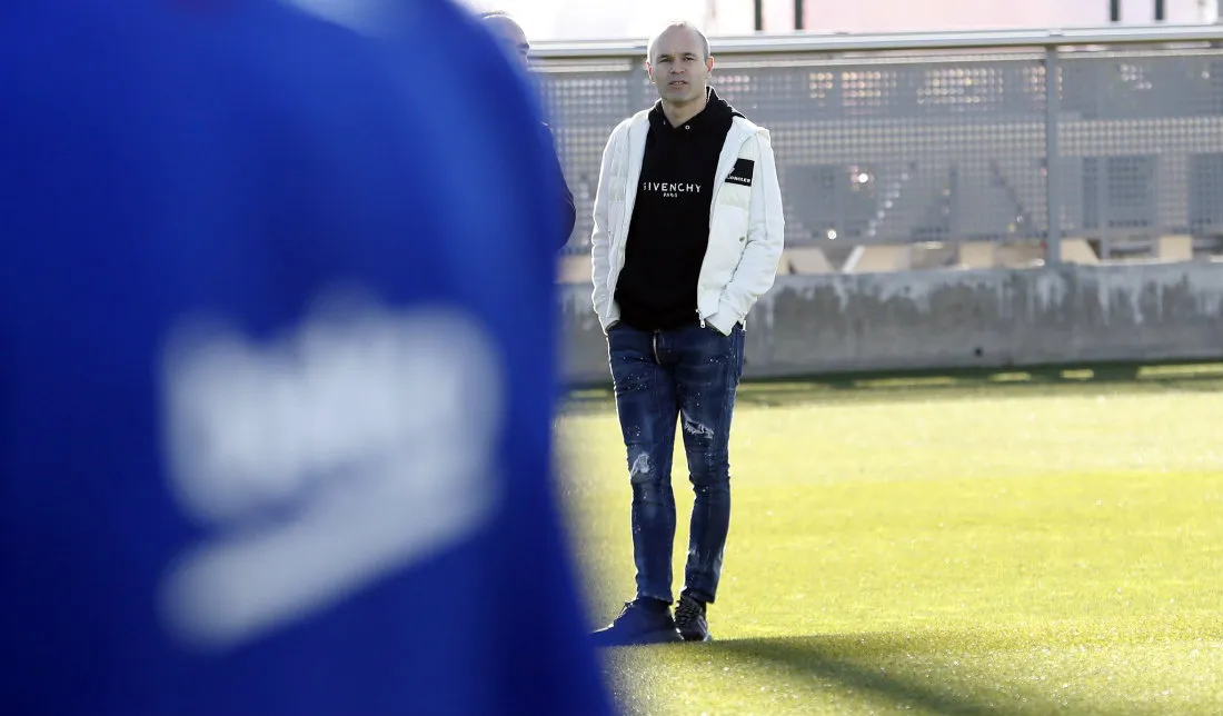 Andrés Iniesta durante el entrenamiento del Barcelona