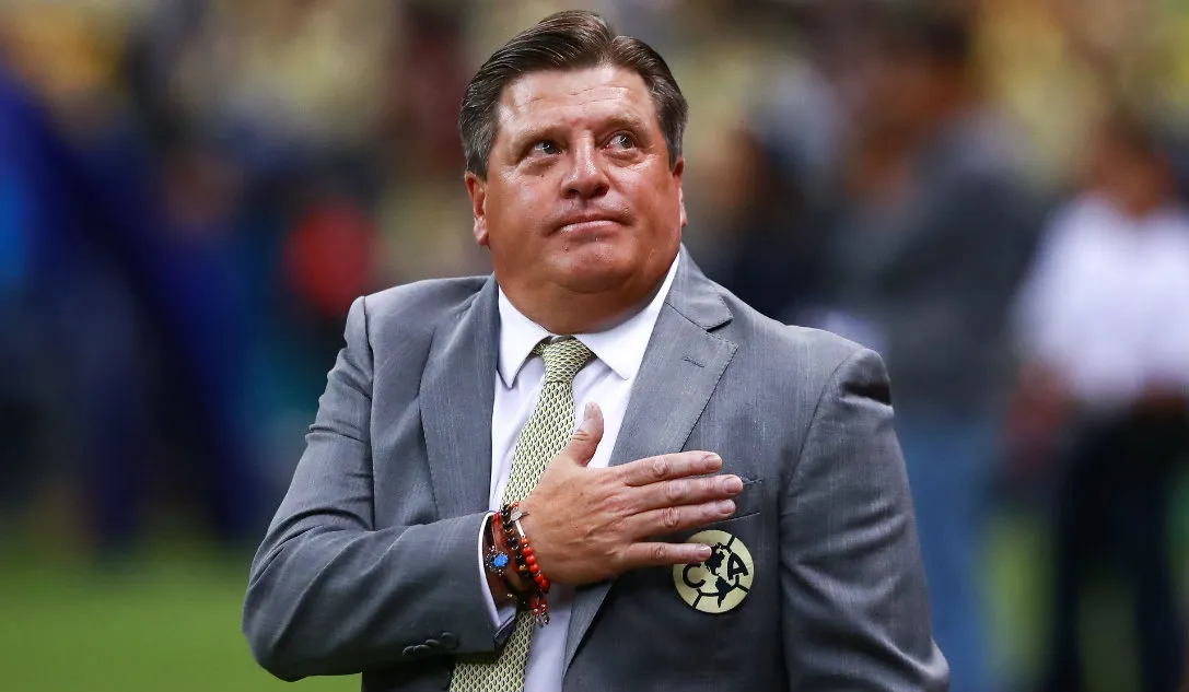 IMAGO7 Miguel Herrera durante un partido con América