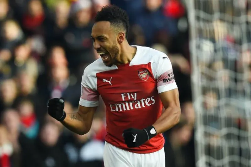 Pierre Emerick Aubameyan festeja con el Arsenal