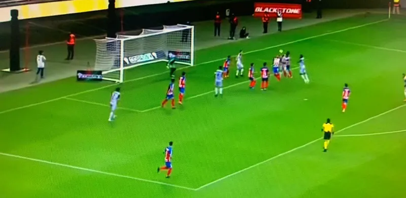 Madueña y Calderón fallaron en la marca ante Monges