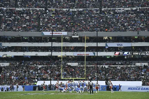 El Estadio Azteca durante la NFL México