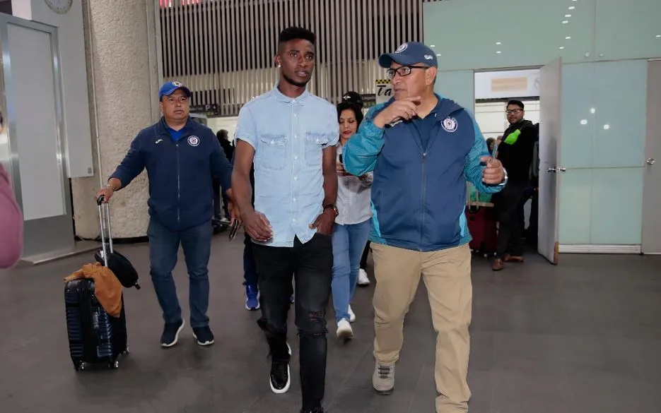 Jonathan Borja a su arribo a la Ciudad de México