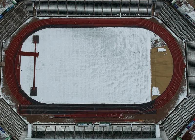 Cancha del Olímpico Benito Juárez con nieve