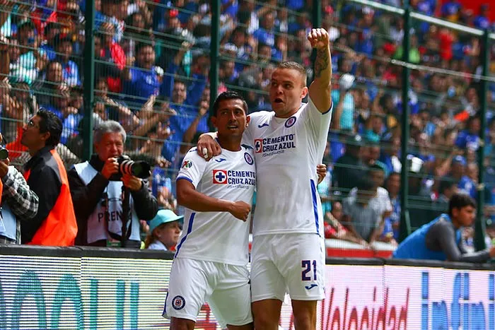 Elias Hernández y Jonathan Rodríguez, en festejo