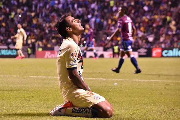 El jugador de las Águilas durante un partido