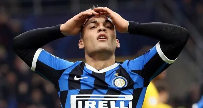 Lautaro Martínez en acción con Inter de Milan
