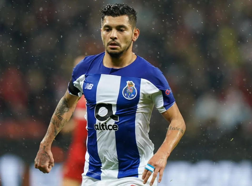 Corona, durante el juego de las Aspirinas