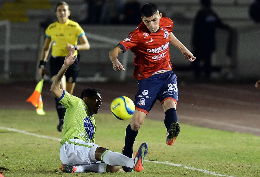 IMAGO7 El zaguero jugando con Cimarrones en el Ascenso MX ante Correcaminos