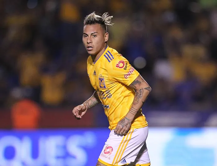Vargas, en un partido de Tigres