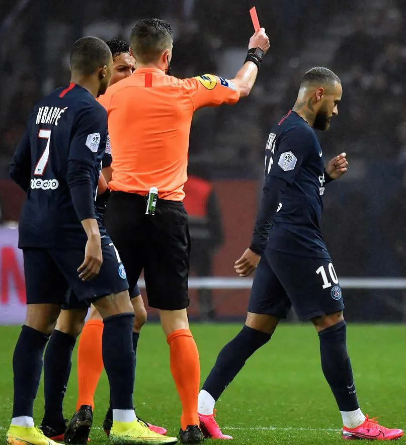 Neymar expulsado ante Bordeaux