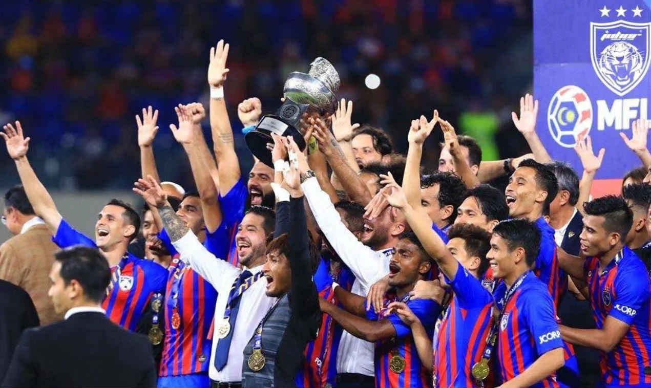Johor festeja su campeonato sobre el Kedah FA
