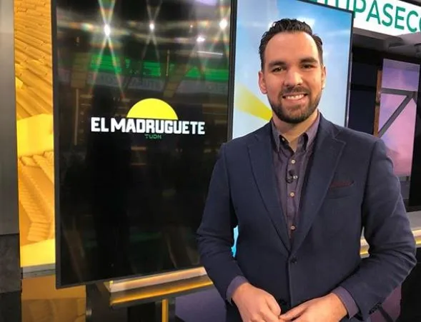 INSTAGRAM @miguelangelbris Miguel Ángel Briseño, en el madruguete de TUDN