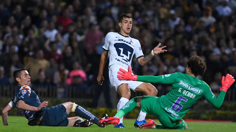 Aguilar y Ochoa ante la definición de Dinenno