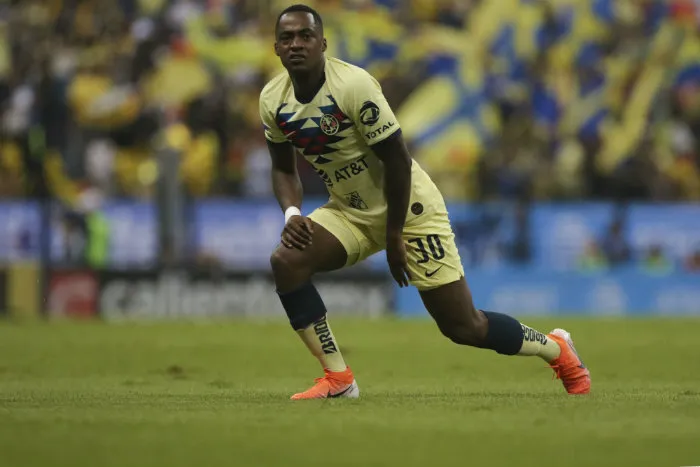 Ibarra, en un partido del América