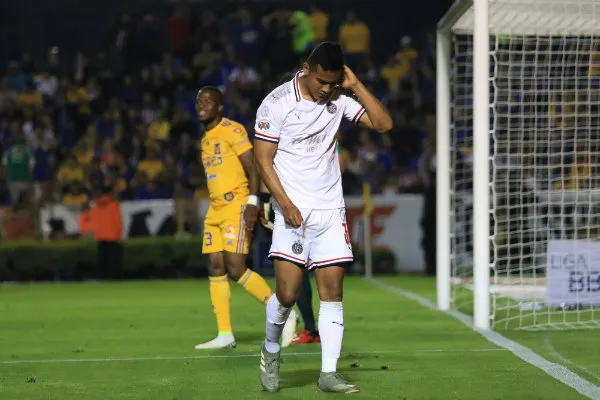 IMAGO7 Gilberto Sepúlveda en lamento con Chivas