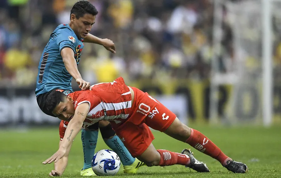 Ramón Juárez durante un partido con América
