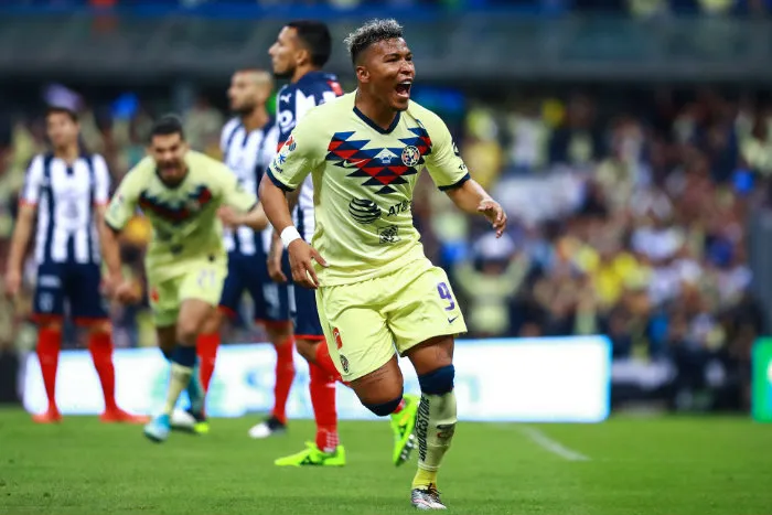 Roger, en la Final ante Rayados