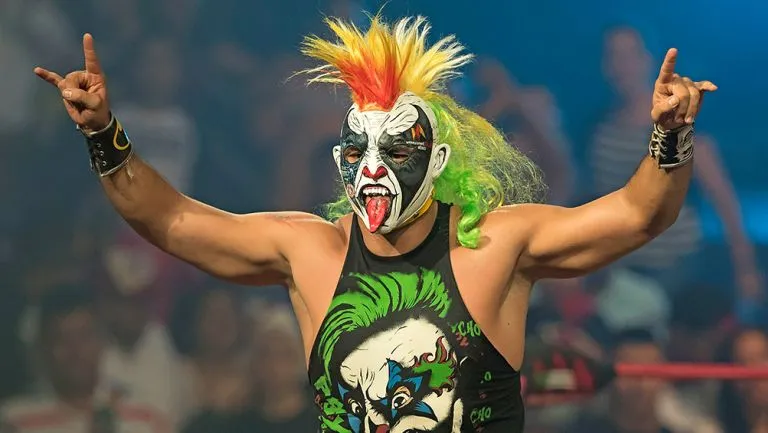 RÉCORD Psycho Clown hace su entrada al ring