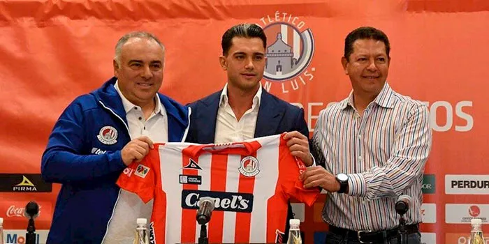 Marrero, en la presentación de Memo Vázquez como DT del equipo