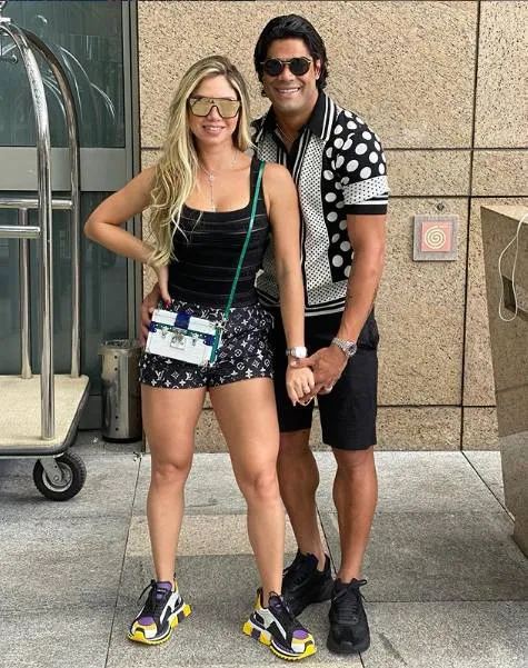 INSTAGRAM@hulkparaiba Camila y Hulk ya como esposos