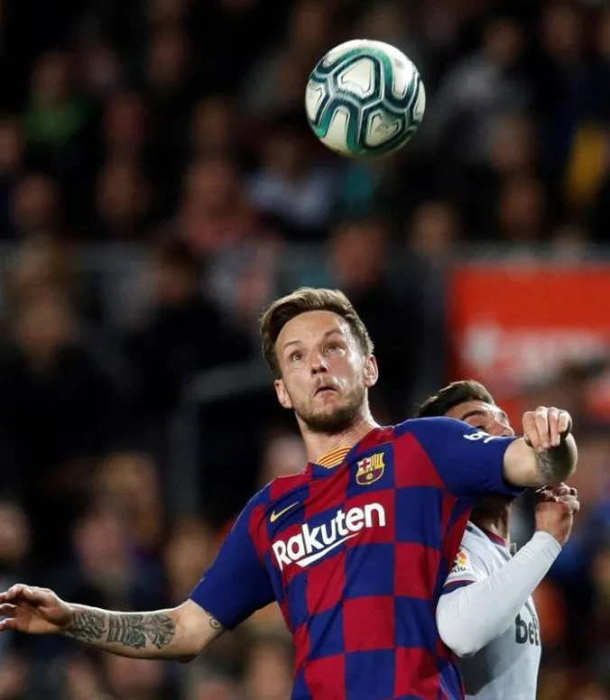 Rakitic en un juego con Barcelona