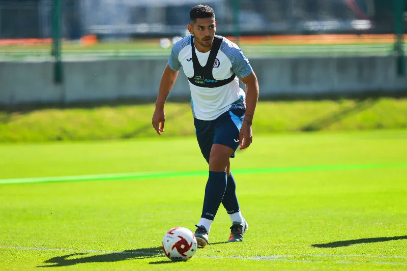 Passerini en entrenamiento con Cruz Azul