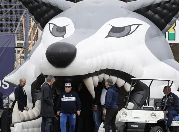 Maradona en el Bosque, estadio de Gimnasia y Esgrima