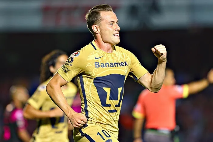 Abraham González, en su etapa con Pumas