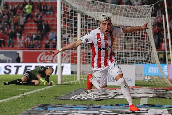 Fernández, en su etapa con Necaxa